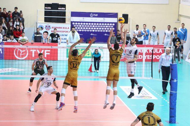 Voleybol: Efeler Ligi