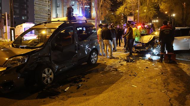 Kaza yapan alkollü sürücüden pes dedirten savunma: Ağzımıza iki damla bir şey koyduk, üfledin mi çıkacak