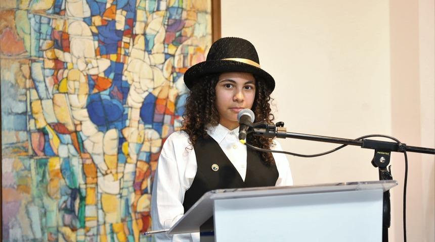 Otizmli Miral’den ilham veren sergi Küçükçekmece’de