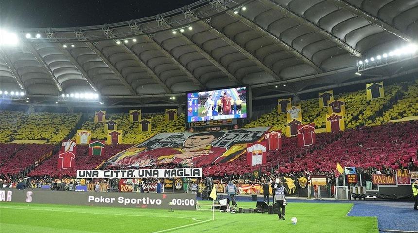 Lazio-Roma derbisinde çıkan olaylarda 13 polis yaralandı