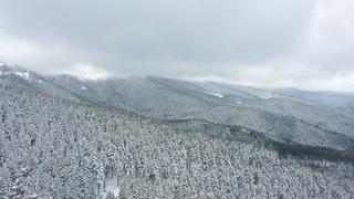 Bolu'nun karla kaplanan yüksek kesimleri havadan görüntülendi