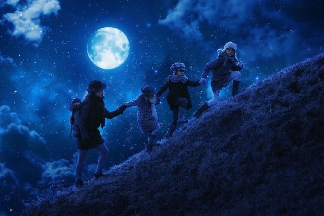 Bir ailenin ger&ccedil;ek&uuml;st&uuml; d&uuml;nyaya yolculuğu