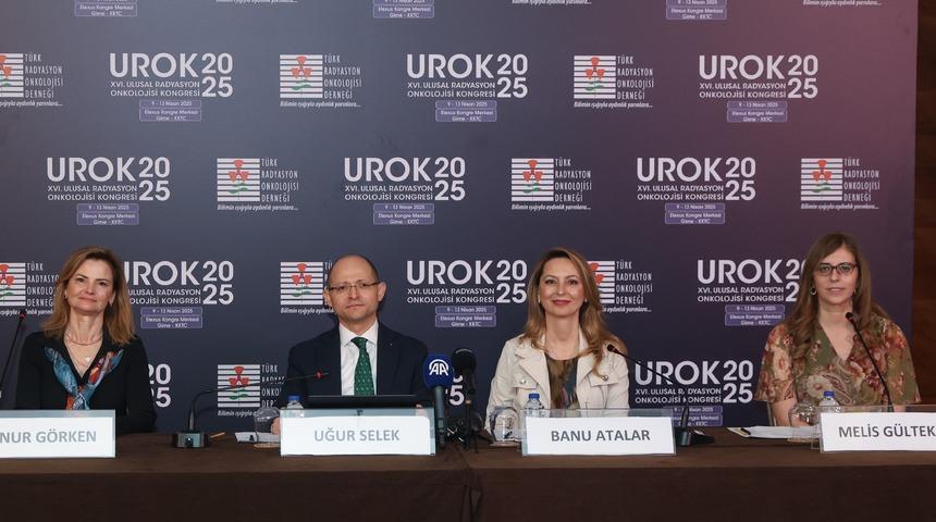 KKTC'de 16. Ulusal Radyasyon Onkolojisi Kongresi yapıldı