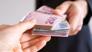 Asgari ücrete ara zam için milyonların merak ettiği soruya uzman isimden yanıt! İhtimali böyle açıkladı