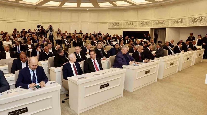 Gaziantep B&uuml;y&uuml;kşehir Belediye Meclisi&rsquo;nde enc&uuml;men ve komisyon &uuml;yeleri belirlendi
