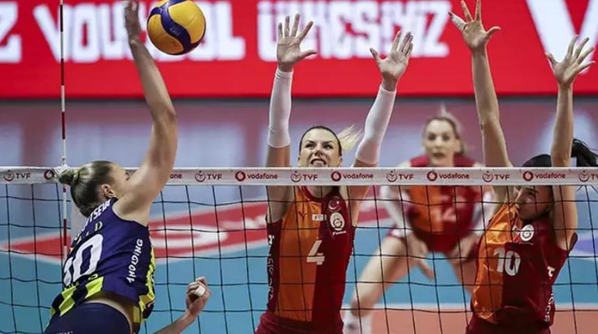 Fenerbahçe dev derbide Galatasaray'ı mağlup etti! 