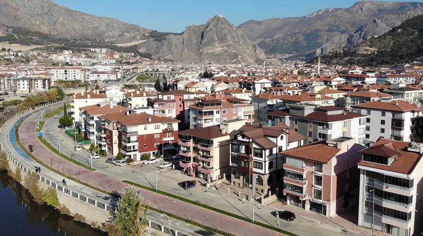 Amasya'da depremde 'bina yıkıldı' ihbarı asılsız çıkan şahsa ceza kesildi!
