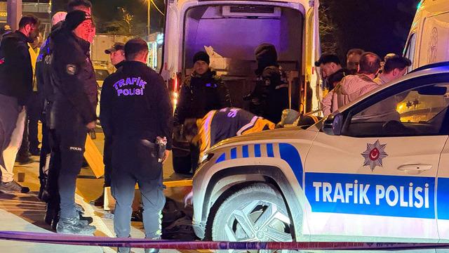 Arnavutköy’de yolun karşısına geçerken minibüsün çarptığı 12 yaşındaki çocuk hayatını kaybetti