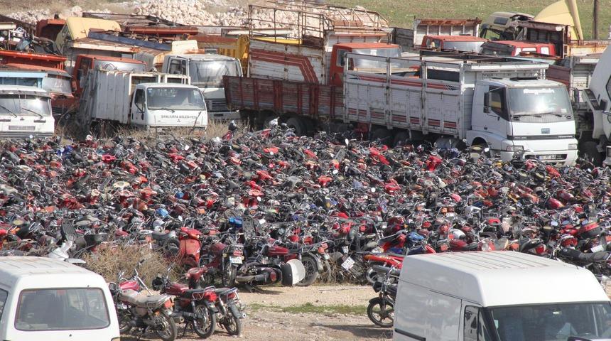 El konulan ara&ccedil;ların otopark &uuml;cretleri kendi değerini aştı