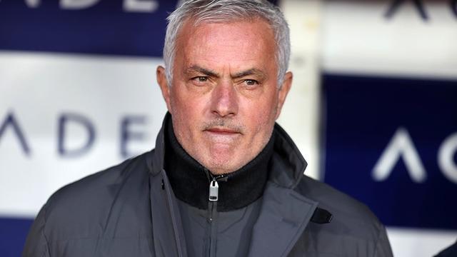 Şampiyon olunmazsa her şey sil baştan... Fenerbahçe'de Jose Mourinho gönderilecek, yerine gelecek isim ise sansasyon yaratacak türden