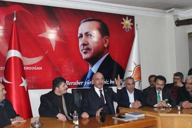 Milletvekili Ilıcalı, Pasinler ilçe teşkilatını ziyaret etti