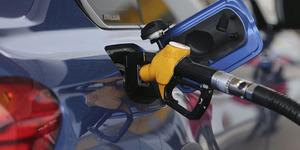 Akaryakıta beklenen indirim geldi!