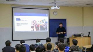 SUBÜ İstanbul’dan gelen lise öğrencilerini ağırladı