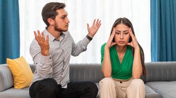 Partnerinizle konuşamıyor musunuz? İlişkinizi sessizce bitiren 10 cümle ve davranış