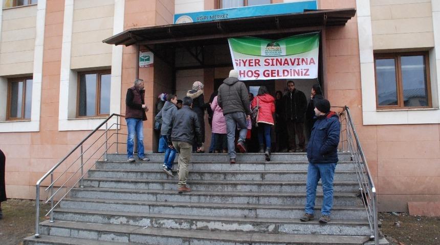 Ağrı&rsquo;da Siyer Sınavına 5 bin kişi katıldı
