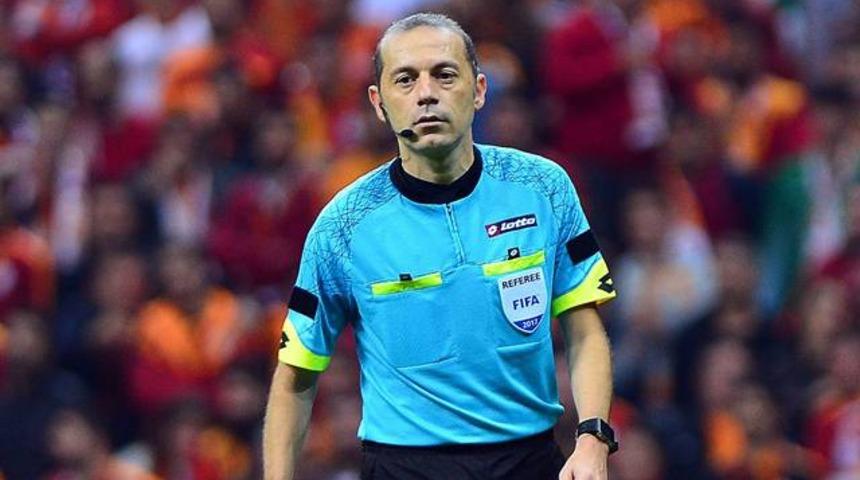 Chelsea-Barcelona ma&ccedil;ı C&uuml;neyt &Ccedil;akır'ın