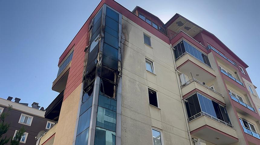 Önce evini ateşe verdi ardından dışarı çıkıp izledi... Akılalmaz olayın adresi Bursa!