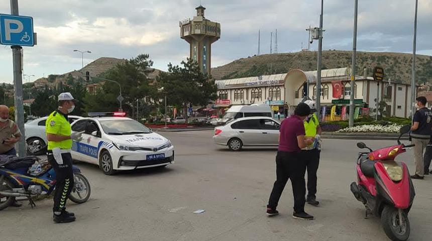 Beypazarı'nda motosiklet sürücülerine sıkı denetim! Geniş çaplı uygulama yapıldı