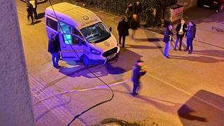 Boşanma aşamasındaki eşini sokak ortasında öldürdü