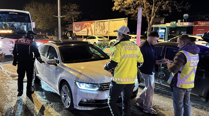 Edirne'de bir otomobilde 70 mermi ele geçirildi