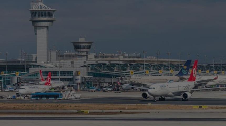 Suriyeli 12 yaşındaki çocuk Atatürk Havalimanı'nda aprona girdi