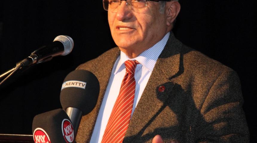 Vatan Partili G&uuml;ltekin: T&uuml;rkiye'de sadece T&uuml;rk Lirası kullanılmalı