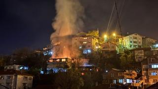 Zonguldak’ta 2 katlı binada yangın: 1 ölü