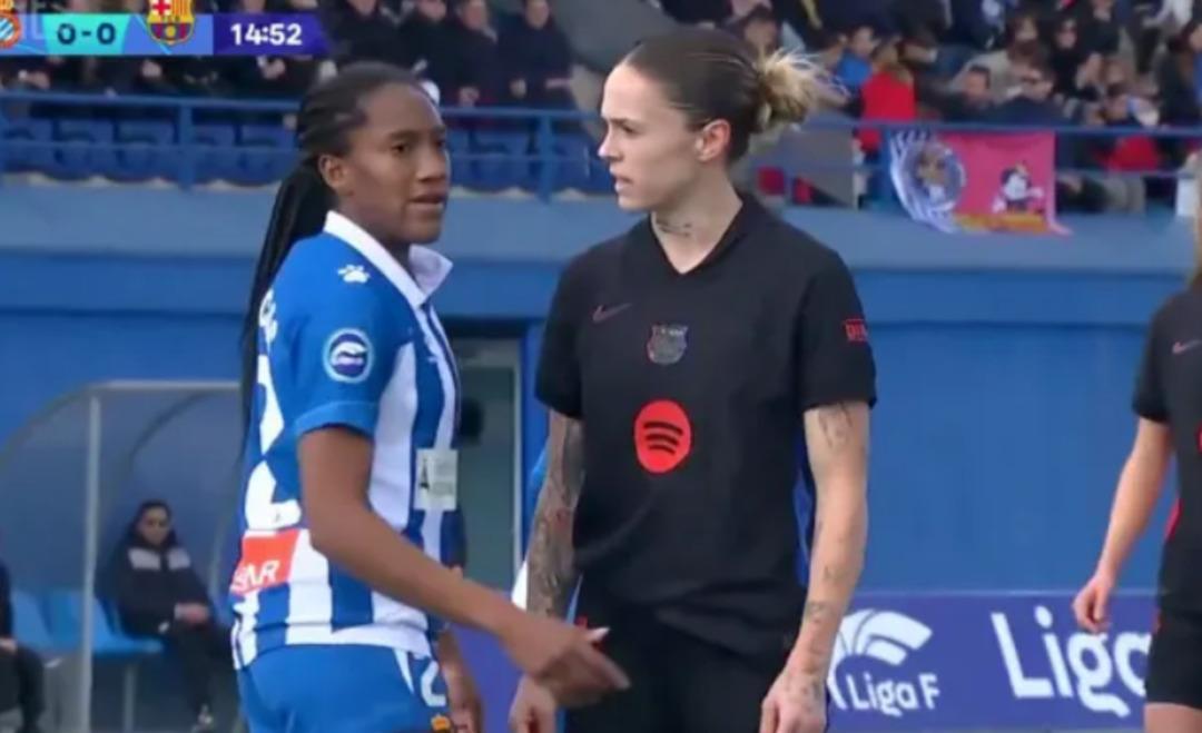 Kadın futbolunda skandal! Korner kullanılırken rakibinin cinsel organına dokunup penisin var mı? diye sordu... Cezası belli oldu 2