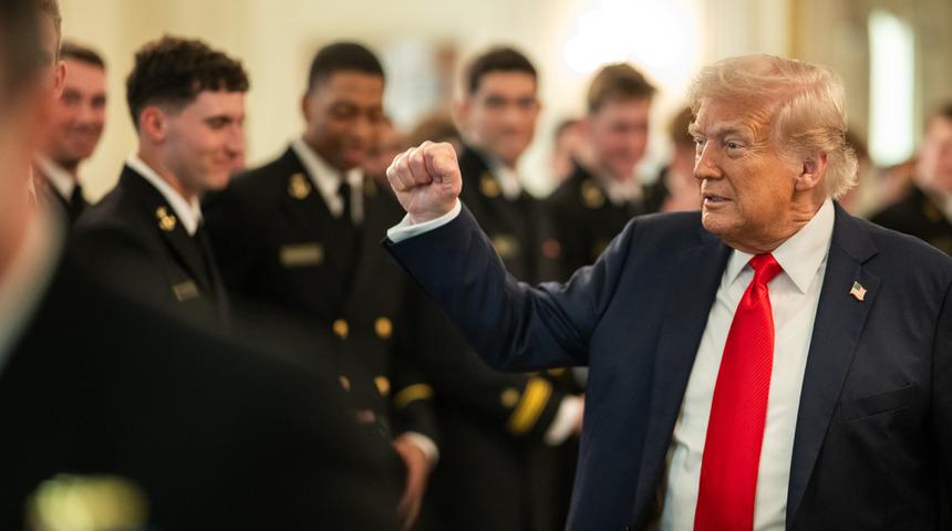 Trump'tan çok konuşulacak 'Göçmen' adımı! 