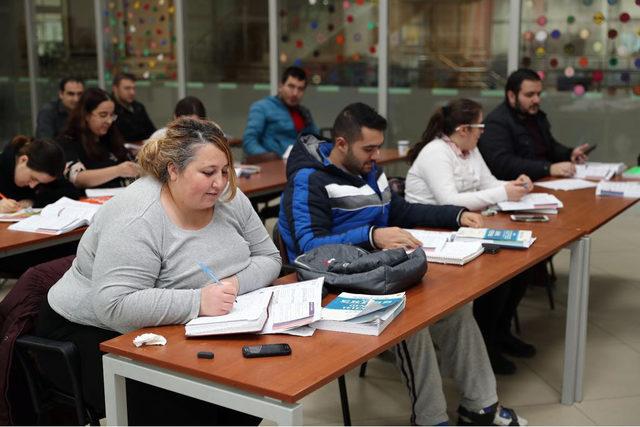 Engelli memur adaylarına Bağcılar Belediyesi’nden ücretsiz EKPSS kursu