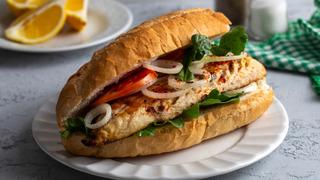  MasterChef usulü evde balık ekmek nasıl yapılır? Balık ekmek hangi balıktan yapılır? Adım adım anlatım ile en pratik tarif...