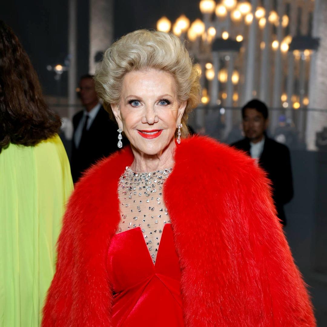 Kumarhane  Kraliçesi  Elaine Wynn, 82 yaşında hayatını kaybetti! Serveti dudak uçuklattı!  3