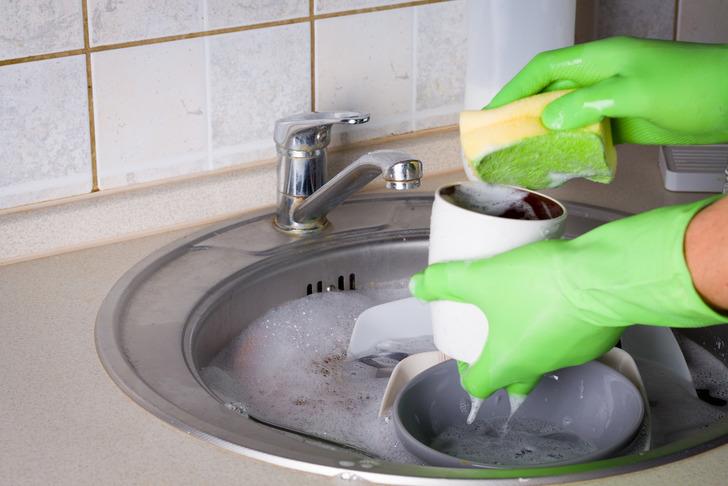 Bardakların üzerindeki yazılar nasıl çıkar? Bardakların üzerindeki yazıları çıkartma yöntemleri