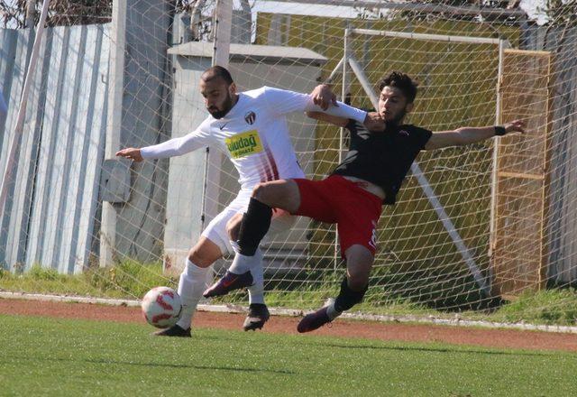 Kocaeli Birlikspor - İnegölspor: 0-0