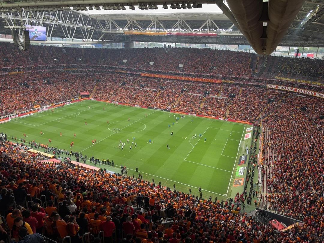 Galatasaray dan tarihi hamle, harekete geçildi! Sponsorlar devrede, sarı-kırmızılılara para yağacak 3