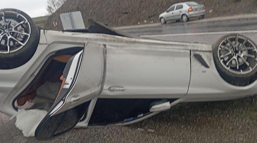 Yozgat'ta lüks otomobil takla attı! 3 kişi yaralandı