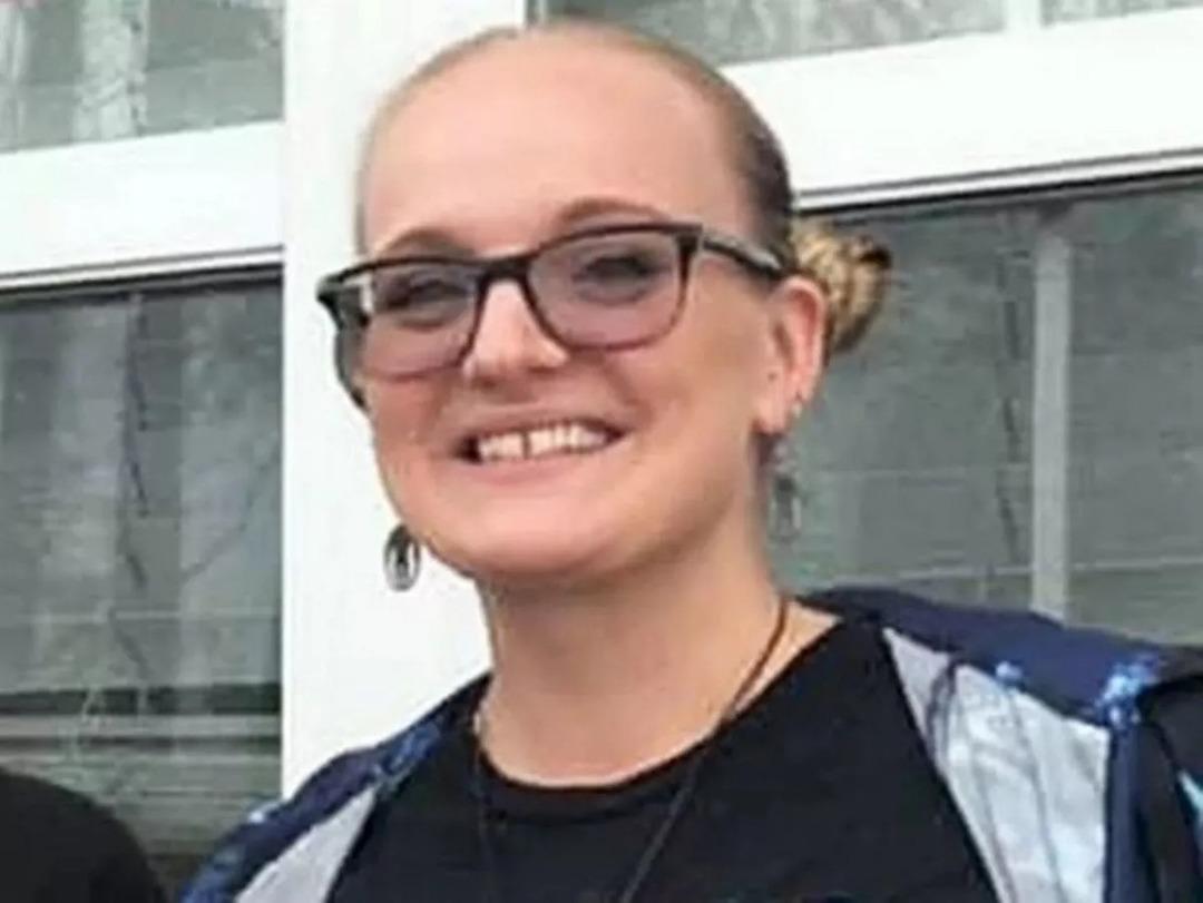 Müstehcen fotoğrafları ifşa edilince yasak aşk ortaya çıktı! Öğretmen ve öğrencisi ilişki yaşamış!  3