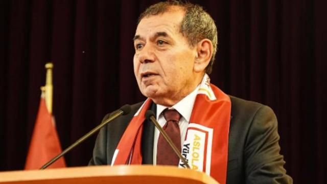 Galatasaray Başkanı Dursun Özbek'ten Divan Kurulu'nda Fenerbahçe'ye gönderme!