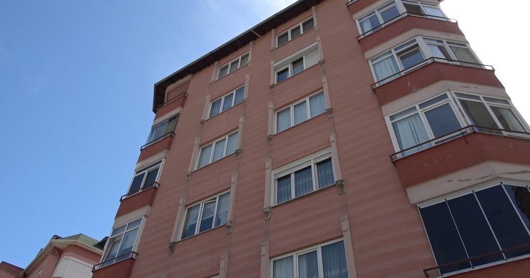 Bu nasıl vicdan! Cani anne 36 günlük bebeğini pencereden attı... 4