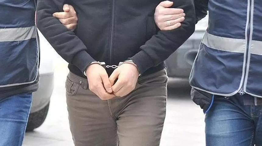 Uyuşturucu ticareti yapan 2 şahıs tutuklandı