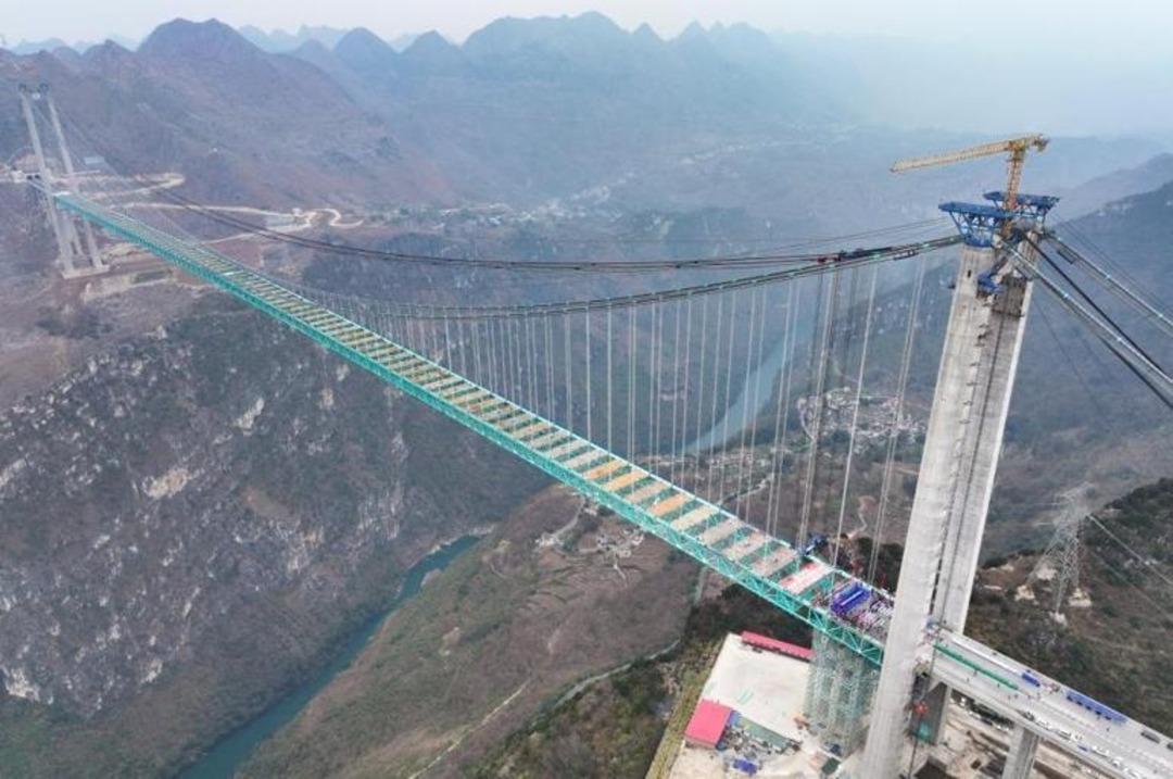 Dünyanın en yüksek köprüsü için geri sayım başladı! 2 saatten 1 dakikaya düşecek 1