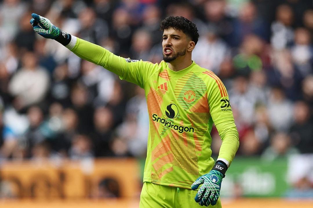 Altay Bayındır ın kariyerini bitiren haber! Manchester United dan herkesi ters köşe yapan açıklama 2