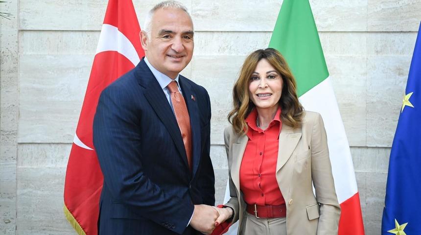 Kültür ve Turizm Bakanı Ersoy, İtalya Turizm Bakanı Santanche ile görüştü