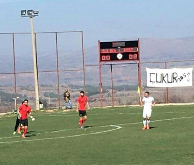 Şuhut Belediye Hisarspor, Çal Belediyespor’u 2-0 mağlup etti