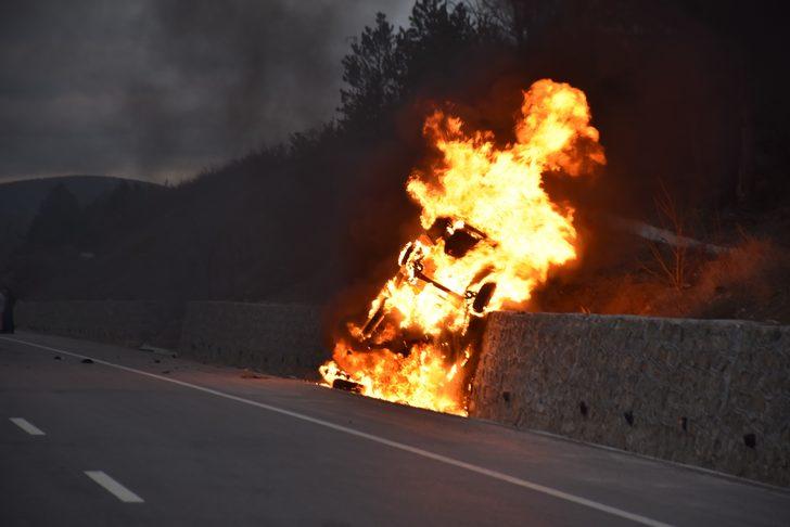 Korkunç kaza! Yanarak can verdiler G5