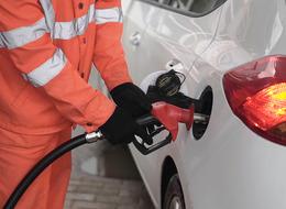 Akaryakıta indirim gelecek! Tarih belli oldu, araç sahipleri dikkat: Tabela değişiyor (21 Ekim 2025 güncel motorin, benzin ve otogaz fiyatları)