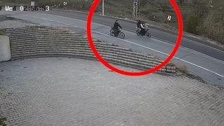 Farklı zamanlarda aynı yer! Cami hırsızları yakalandı