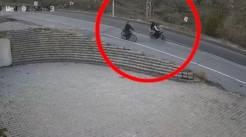 Farklı zamanlarda aynı yer! Cami hırsızları yakalandı