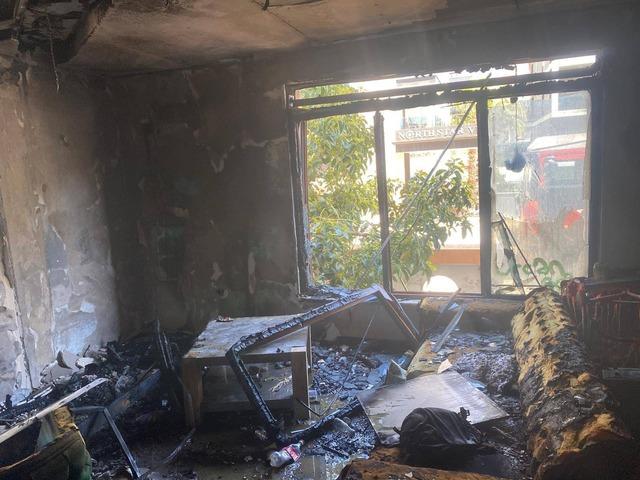 Alanya'da evde çıkan yangında 1 kişi dumandan etkilendi