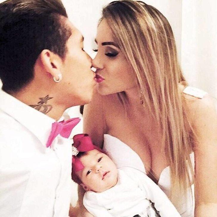 Firmino'nun başarısının sırrı Larissa Pereira  G2